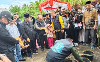 Tepati Janji, Hakim Agung Berangkatkan Anak Korban Banjir Sumbar ke Tanah Suci - JPNN.com