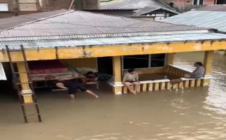 Banjir di Kota Gorontalo Kian Meluas, Rendam 6 Kecamatan - JPNN.com