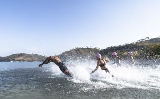 Ta'aktana Labuan Bajo Segera Gelar Kompetisi Renang Limbang Tacik 2024 - JPNN.com