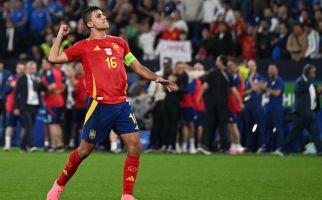 Final EURO 2024 Spanyol vs Inggris: Rodri Mengemban Peran Kunci sebagai 'Komputer' - JPNN.com