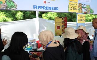 Mantap! Transaksi UMKM FIFGROUP Naik 58,42 Persen di FIFestival Street Food 2024 - JPNN.com