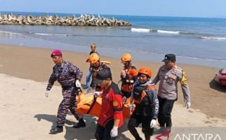 Wisatawan Tenggelam di Pantai Kapitol Ditemukan Meninggal Dunia - JPNN.com