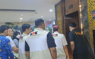 4 Penyidik KPK Masuk ke Ruang Kerja Wali Kota Semarang - JPNN.com