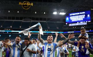 FIFA Turun Tangan Menyelidiki Nyanyian Rasis Pemain Argentina, Ada Sanksi? - JPNN.com