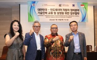 Wamenaker Afriansyah Apresiasi Kerja Sama Perusahaan Indonesia-Korea di Bidang Otomotif - JPNN.com