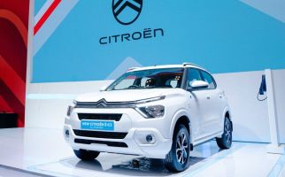 Citroen Tampilkan Deretan Mobil Canggih di GIIAS 2024, Ada Model Spesial Edition - JPNN.com