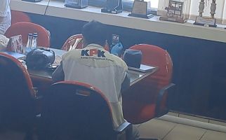 KPK Masih di Semarang, Geledah Seluruh Ruang Kantor Dinas Kesehatan - JPNN.com