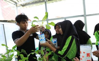 Cara Unik BRI Peringati Hari Anak Nasional, Ajak Murid SD Belajar Tanam Hidroponik - JPNN.com