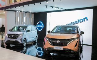 Nissan Pamer 2 Mobil Listrik yang Bisa Parkir Sendiri di GIIAS 2024 - JPNN.com