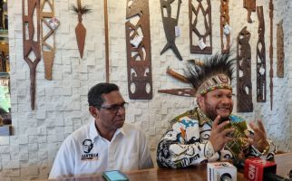 Paul Finsen Mayor Bantah Yorrys Raweyai Didukung Seluruh Senator Papua untuk Pimpin DPD - JPNN.com