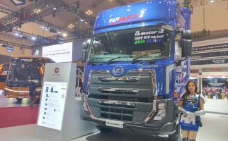 UD Trucks Serahkan 50 Armada Baru ke Perusahaan Logistik di GIIAS 2024 - JPNN.com