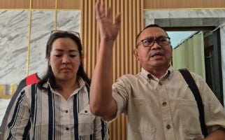 Kuasa Hukum Mangkir, Kasus Dugaan Ibu Palsukan Tanda Tangan Ditunda - JPNN.com