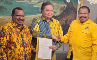 Golkar Berharap Gerindra Dukung John Tabo dan Ones Pahabol di Pilkada 2024 - JPNN.com