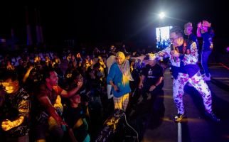 Alfin Habib Akhirnya Nyanyikan Lagu Hilang Saat Terang di Panggung Megah - JPNN.com