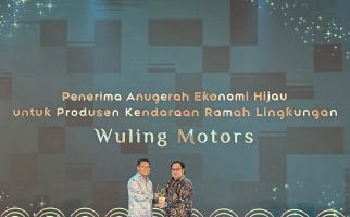 Wuling Dianugerahi Sebagai Produsen Kendaraan Ramah Lingkungan - JPNN.com