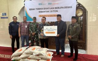 Ribuan Keluarga Terdampak Banjir Dapat Bantuan Beras dari BSI Maslahat - JPNN.com