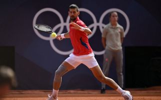 Djokovic Pukul Alcaraz di Final Olimpiade Paris 2024, Golden Slam! - JPNN.com