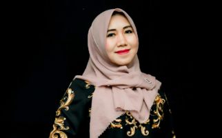 Pilgub Jatim, Senator Lia Istifhama Sebut Khofifah Pemimpin Perempuan Paripurna - JPNN.com