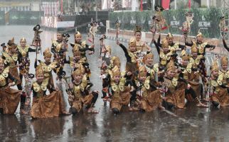 Jember Fashion Carnaval 2024 Suguhkan Penampilan Berkelas Internasional - JPNN.com