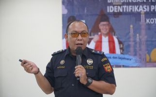 Bea Cukai Bogor Edukasi Masyarakat dan Satpol PP Agar Kenali Ciri-ciri Rokok Ilegal - JPNN.com