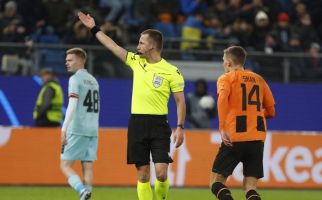 2 Wasit Asal Polandia Dipecat dari Liga Champions, Ini Sebabnya - JPNN.com