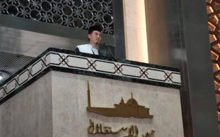 Prof Niam Gemakan Nama Veddriq dan Rizki Juniansyah dalam Khotbah di Istiqlal - JPNN.com