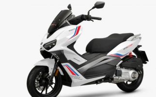 WMoto ES250i Siap Menantang Honda Forza dan Yamaha XMax - JPNN.com