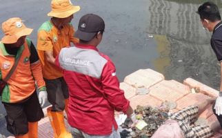 Begini Kondisi Jasad Wanita yang Terapung di Kali Sentiong Jakut - JPNN.com