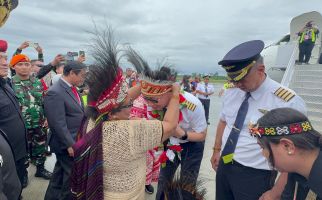 HUT RI, Ribka Haluk Persembahkan Pesawat Trans Nusa bagi Masyarakat Papua Tengah - JPNN.com