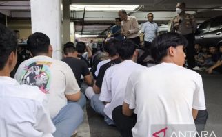 Polisi Menangkap 159 Siswa yang Hendak Ikut Demo Tolak RUU Pilkada - JPNN.com