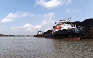 Pascainsiden Tabrak Jembatan P6, Tugboat Madelin Spirit dan Paris 22 Dilarang Berlayar Sementara - JPNN.com