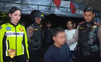 Viral Polwan Brigadir Putri Cikita Disorot Masalah Sopan Santun, Divhumas Polri Bereaksi - JPNN.com