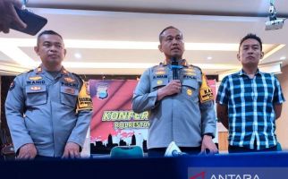 2 Orang Ditetapkan Tersangka Setelah Merusak Mobil Polisi Saat Demo Tolak RUU Pilkada - JPNN.com