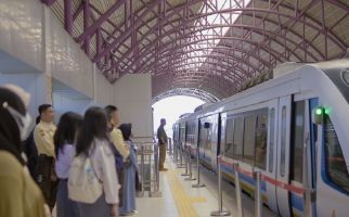 LRT Sumsel Tambah 8 Perjalanan Saat Festival Perahu Bidar - JPNN.com