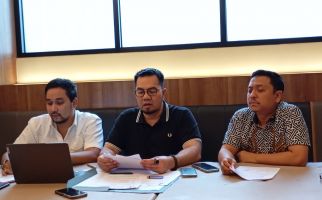 KPU Empat Lawang Kembalikan Berkas Paslon HBA dan Henny - JPNN.com