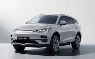 BYD Tang 2025 Siap Mengaspal, Lihat Nih Penampakannya - JPNN.com