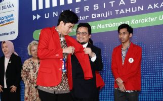 Rektor UMB Sampaikan Pesan Penting Bagi Para Pejuang Sarjana - JPNN.com