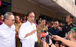 Jokowi Tetap Keliling Indonesia Meski Berkantor di IKN - JPNN.com