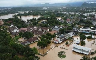 Thailand Kerahkan Pasukan SEAL untuk Atasi Banjir Chiang Rai - JPNN.com