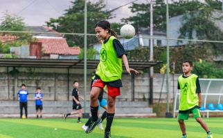 Yayasan KDM dan Campaign Bantu Anak Prasejahtera Lewat Sepak Bola - JPNN.com