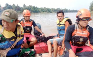 Balita Tenggelam di Sungai Musi saat Mandi dengan Neneknya, Begini Kejadiannya - JPNN.com