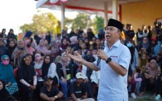 ASR Disambut Hangat di Pomalaa, Sampaikan Komitmen untuk Pendidikan & Kompetensi Guru - JPNN.com