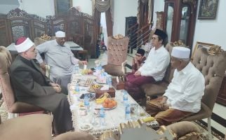 Apresiasi Sistem Pendidikan PP Amanatul Ummah, Rektor Al-Azhar Mesir Tawarkan Kerja Sama  - JPNN.com