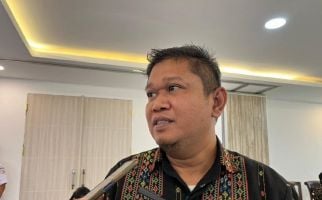 Kepala Desa Dilarang Dukung Paslon di Pilkada 2024 - JPNN.com