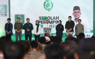 Hanif Dhakiri Memperkenalkan Pengurus Harian DPP PKB di Sespim Perubahan Wilayah VII - JPNN.com