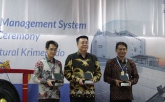 PT Lautan Natural Krimerindo Resmikan Proyek Solar Panel - JPNN.com