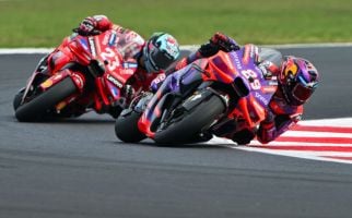 Hasil Race MotoGP Emilia Romagna: Tegang di Pengujung, Pecco Tumbang - JPNN.com