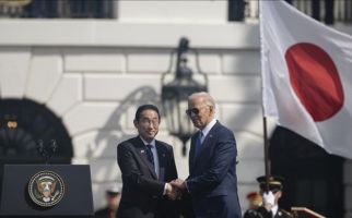 Biden dan Kishida Bahas Aliansi Militer untuk Hadapi Ancaman China - JPNN.com