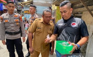 Polisi Gulung 4 Orang di Kampung Narkoba Medan - JPNN.com