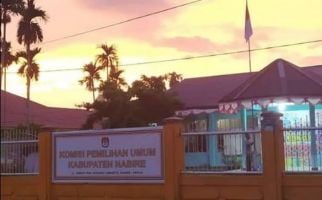 Bawaslu Surati KPU Papua Tengah Terkait Status Tersangka Sarlota - JPNN.com